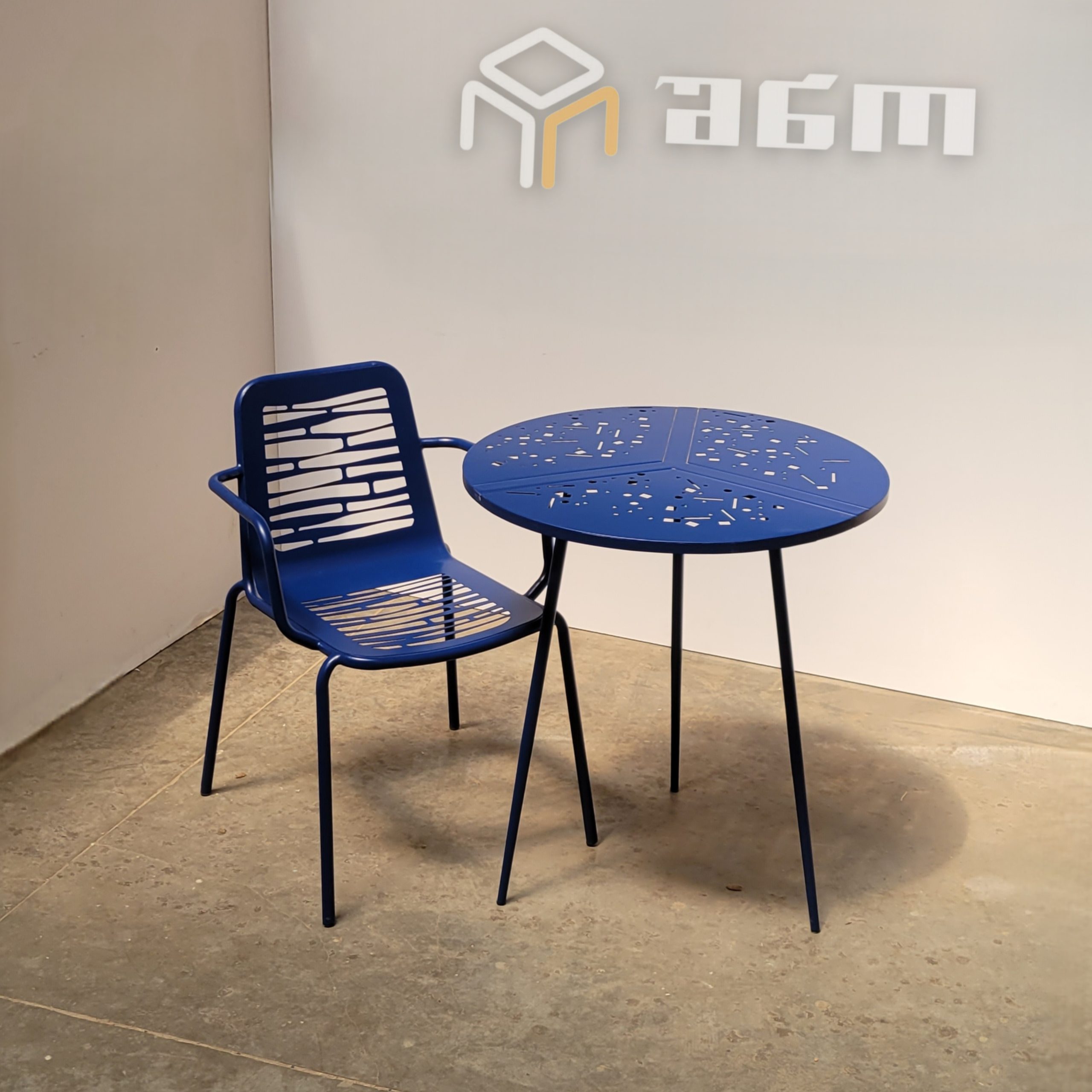 ურბანული მაგიდები (1)